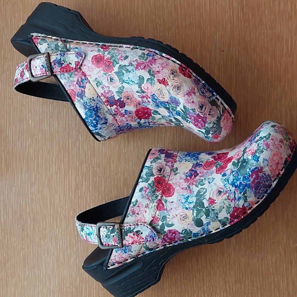 Bundle Sanita Clogs 39